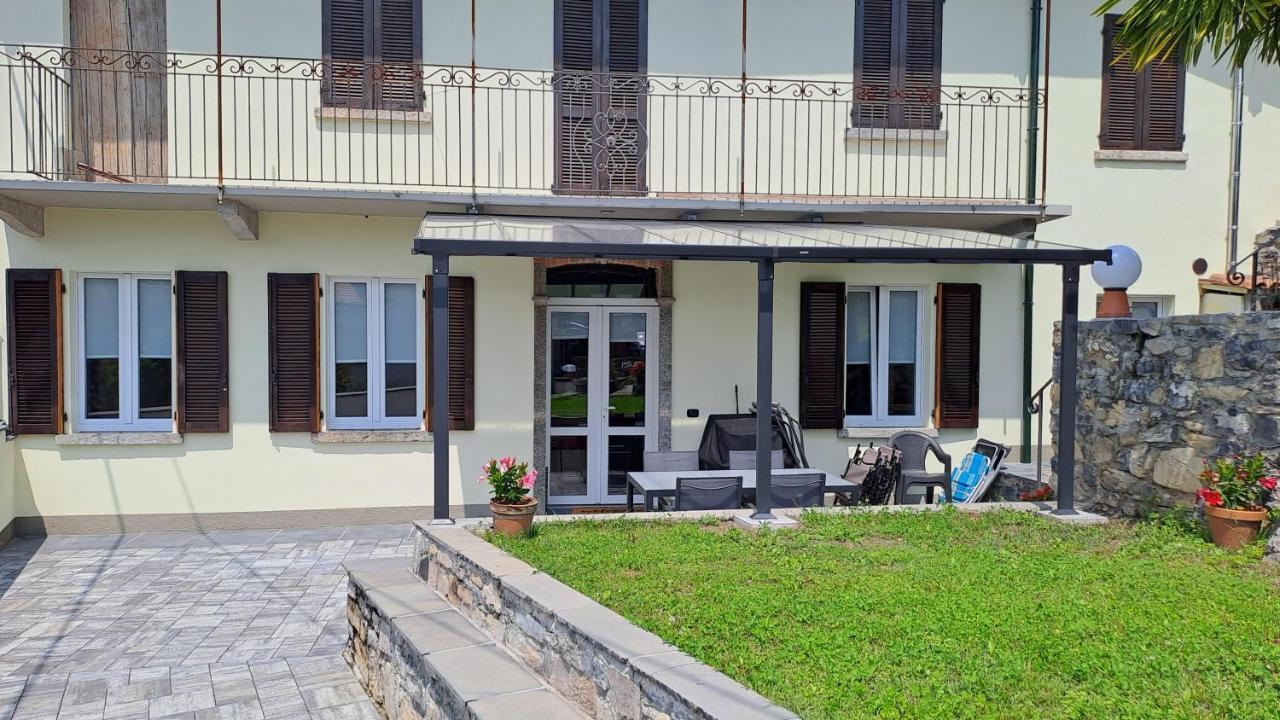 Casa Ducale Como Lake View マンデッロ・デル・ラーリオ エクステリア 写真