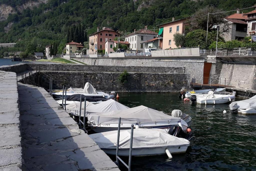 Casa Ducale Como Lake View マンデッロ・デル・ラーリオ エクステリア 写真