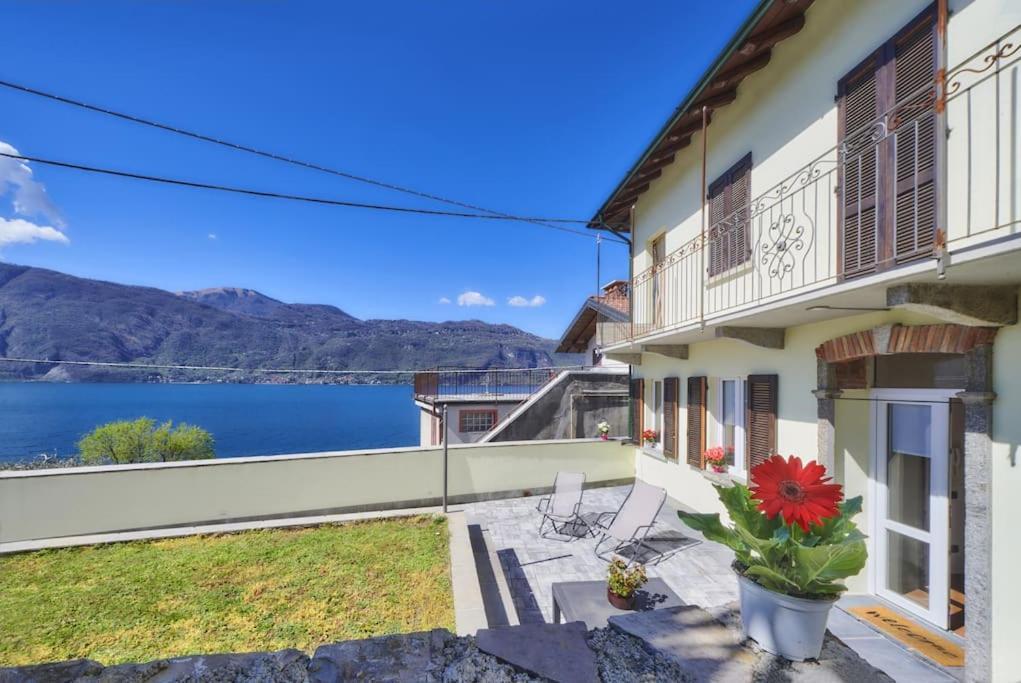 Casa Ducale Como Lake View マンデッロ・デル・ラーリオ エクステリア 写真